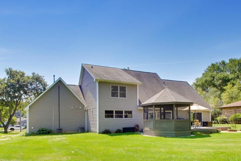 Tiny photo for 1004 N Harrison Street, Algonquin, IL 60102 (MLS # 12751669)