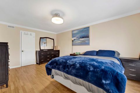 Tiny photo for 9804 S KARLOV Avenue #D, Oak Lawn, IL 60453 (MLS # 12547509)