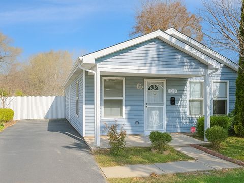 1712 11th Street, Waukegan, IL 60085 - #: 12517763