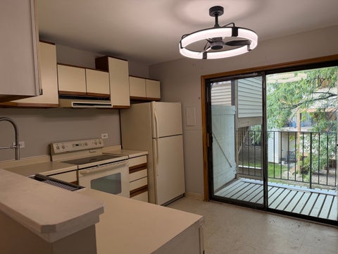 Tiny photo for 164 S Waters Edge Drive #201, Glendale Heights, IL 60139 (MLS # 12728019)