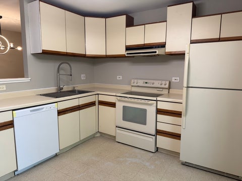 Tiny photo for 164 S Waters Edge Drive #201, Glendale Heights, IL 60139 (MLS # 12728019)