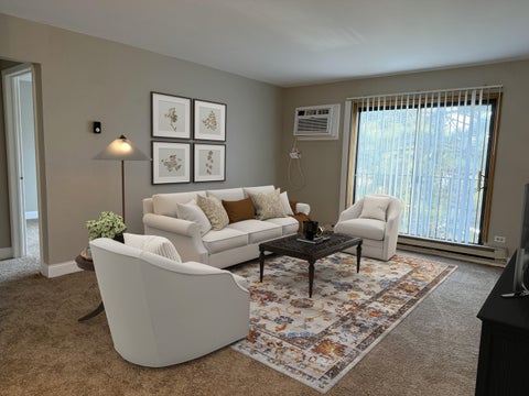 Tiny photo for 164 S Waters Edge Drive #201, Glendale Heights, IL 60139 (MLS # 12728019)