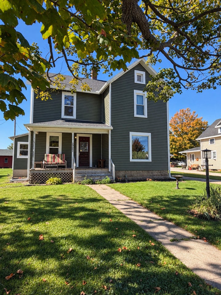 Photo 1 of 19 — 721 S Logan Street, Lena, IL 61048