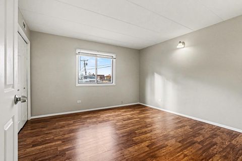 Tiny photo for 2807 Glenwood Lansing Road #112, Lynwood, IL 60411 (MLS # 12527854)