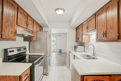 Tiny photo for 2807 Glenwood Lansing Road #112, Lynwood, IL 60411 (MLS # 12527854)