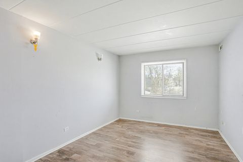 Tiny photo for 2807 Glenwood Lansing Road #112, Lynwood, IL 60411 (MLS # 12527854)