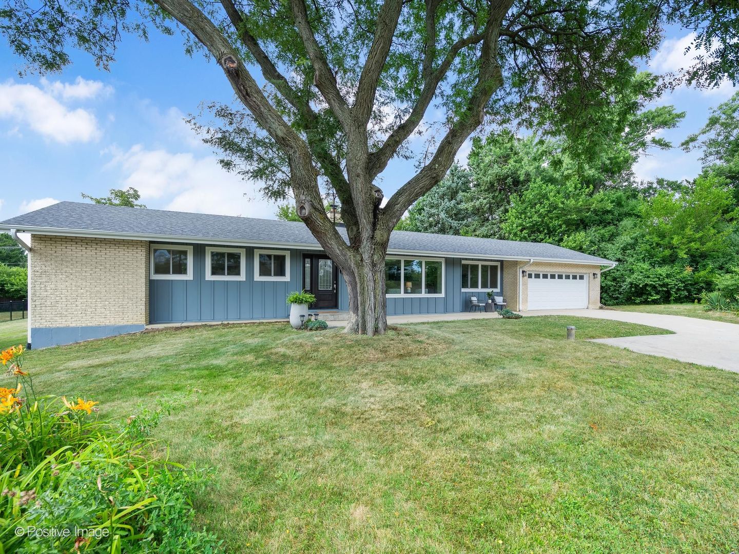 19W100 22nd Street