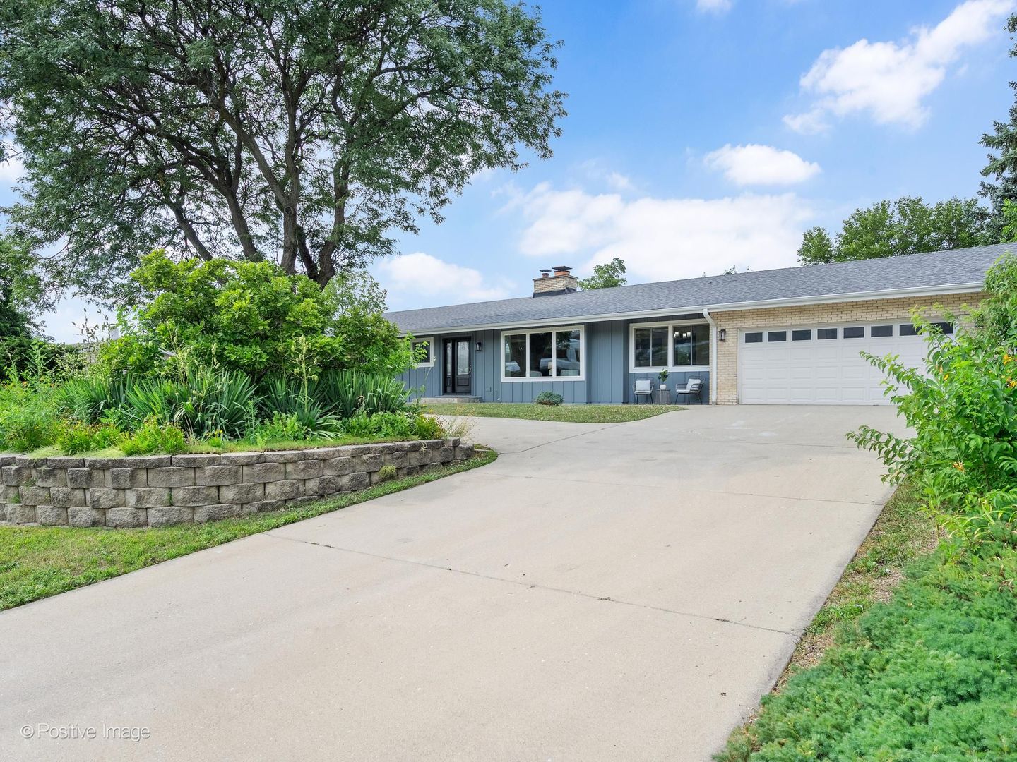 19W100 22nd Street