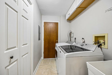 Tiny photo for 701 Lake Hinsdale Drive #201, Willowbrook, IL 60527 (MLS # 12781754)