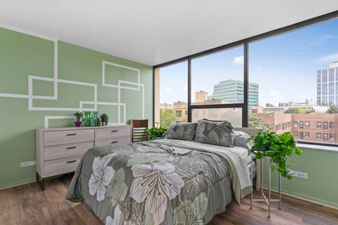 Tiny photo for 5201 S Cornell Avenue #4B, Chicago, IL 60615 (MLS # 12444568)