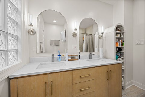 Tiny photo for 8328 S essex Avenue, Chicago, IL 60617 (MLS # 12694042)