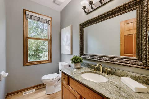 Tiny photo for 376 Amy Court, Glen Ellyn, IL 60137 (MLS # 12703420)