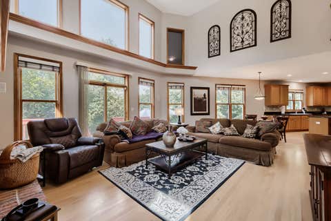 Tiny photo for 376 Amy Court, Glen Ellyn, IL 60137 (MLS # 12703420)