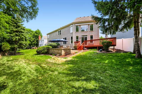 Tiny photo for 376 Amy Court, Glen Ellyn, IL 60137 (MLS # 12703420)