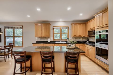Tiny photo for 376 Amy Court, Glen Ellyn, IL 60137 (MLS # 12703420)