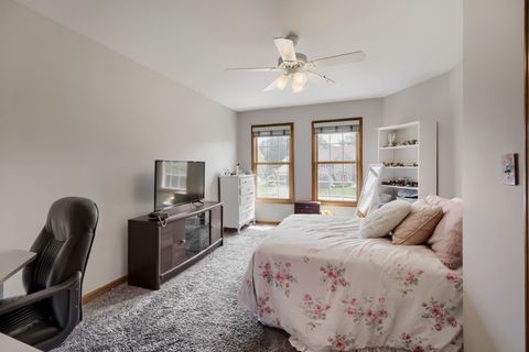 Tiny photo for 376 Amy Court, Glen Ellyn, IL 60137 (MLS # 12703420)