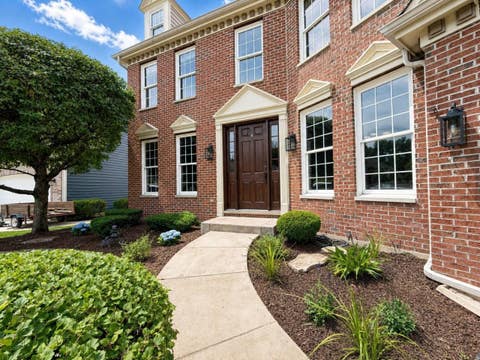 Tiny photo for 376 Amy Court, Glen Ellyn, IL 60137 (MLS # 12703420)