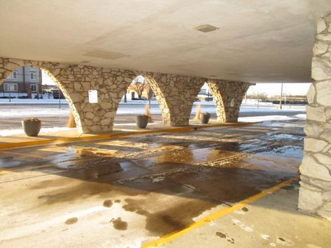 Tiny photo for 1301 S Finley Road #417, Lombard, IL 60148 (MLS # 12555620)