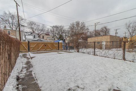 Tiny photo for 6334 S Saint Lawrence Avenue, Chicago, IL 60637 (MLS # 12600764)