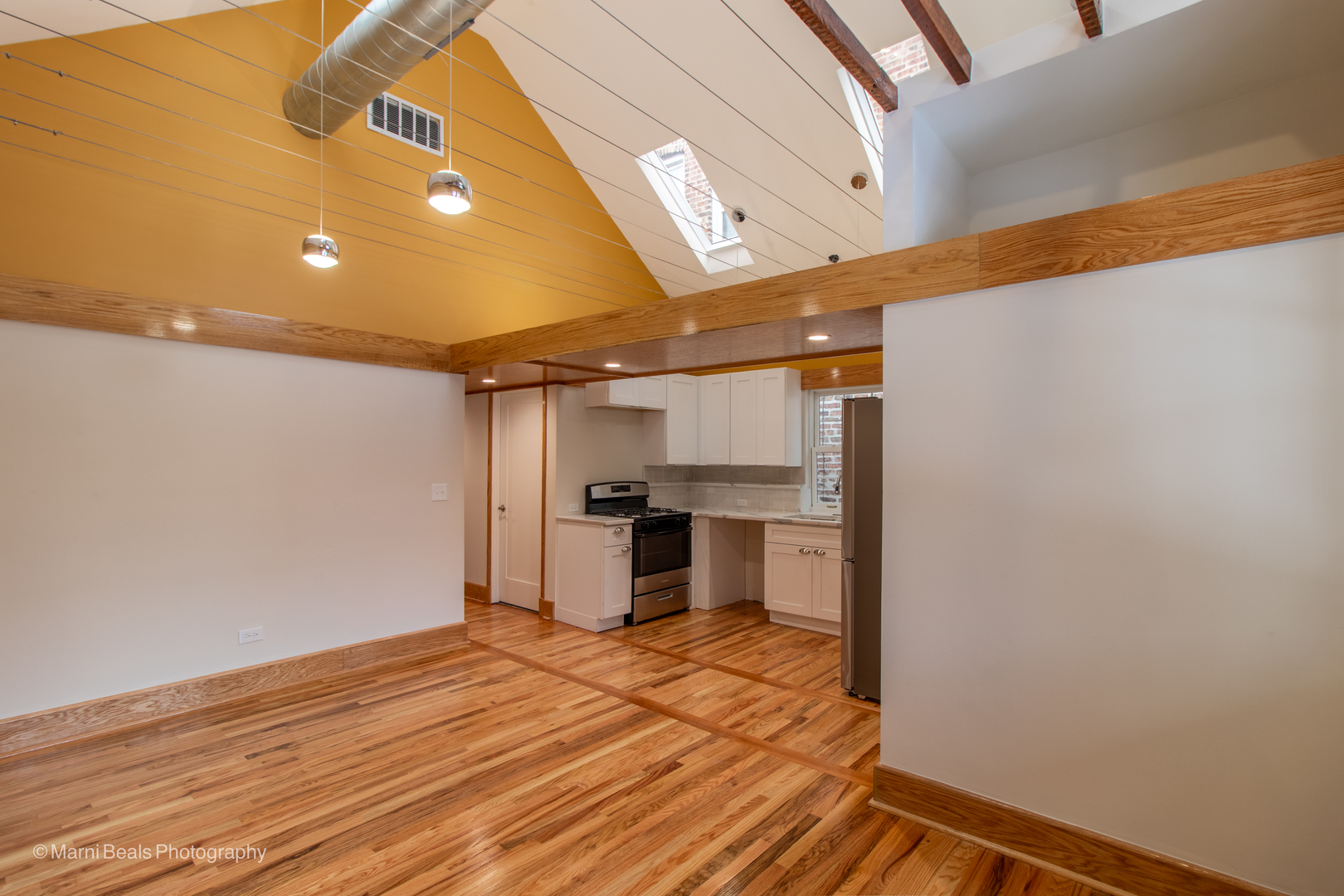 6334 S Saint Lawrence Avenue