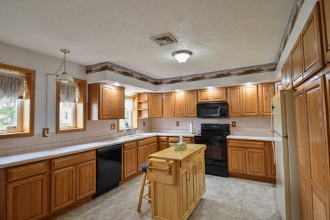 Tiny photo for 103 S 4th Street, Chatsworth, IL 60921 (MLS # 12738718)