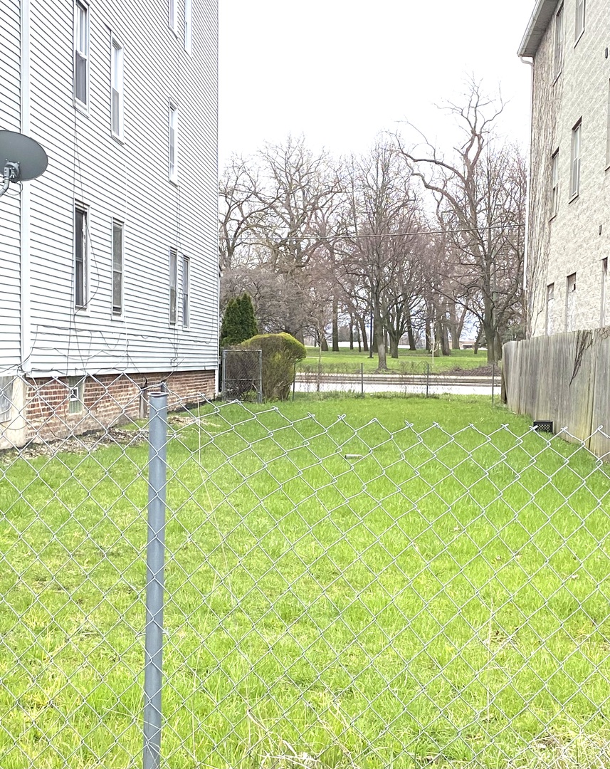 710 E 95th Street