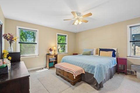 Tiny photo for 2904 W Fargo Avenue, Chicago, IL 60645 (MLS # 12661820)