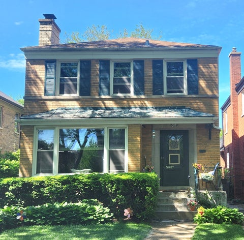Tiny photo for 2904 W Fargo Avenue, Chicago, IL 60645 (MLS # 12661820)