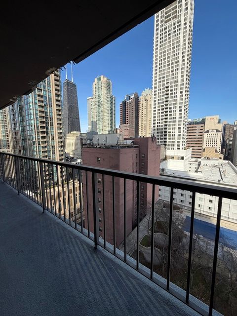 Tiny photo for 10 E ONTARIO Street #1701, Chicago, IL 60611 (MLS # 12632488)