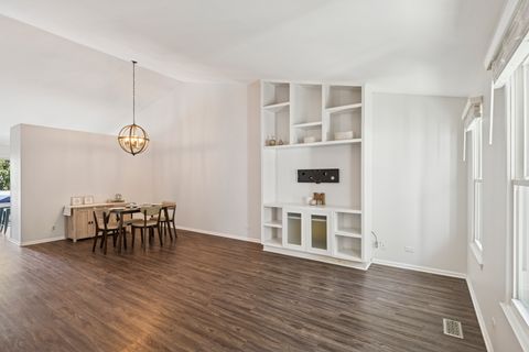 Tiny photo for 1263 Huntington Drive, Mundelein, IL 60060 (MLS # 12466762)