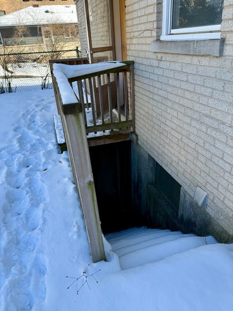 Tiny photo for 1517 Dobson Street, Evanston, IL 60202 (MLS # 12558960)