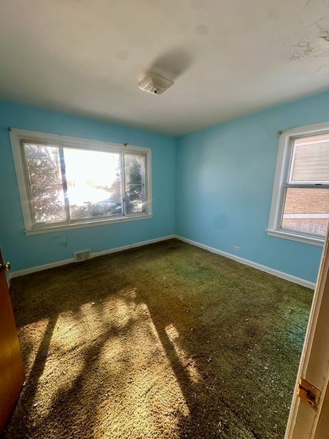 Tiny photo for 1517 Dobson Street, Evanston, IL 60202 (MLS # 12558960)