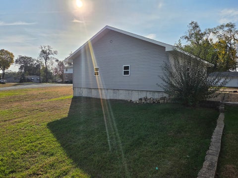 Tiny photo for 404 W 15th Street, Rock Falls, IL 61071 (MLS # 12793717)