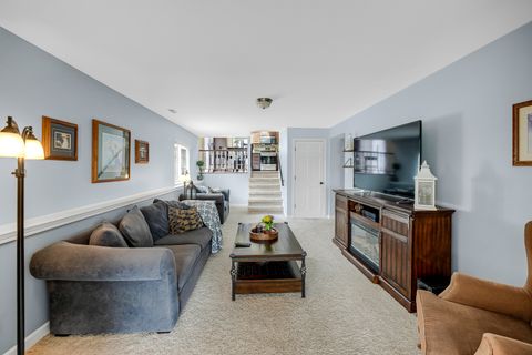 Tiny photo for 3051 183rd Street, Lansing, IL 60438 (MLS # 12620414)