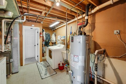 Tiny photo for 3051 183rd Street, Lansing, IL 60438 (MLS # 12620414)