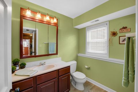 Tiny photo for 3051 183rd Street, Lansing, IL 60438 (MLS # 12620414)