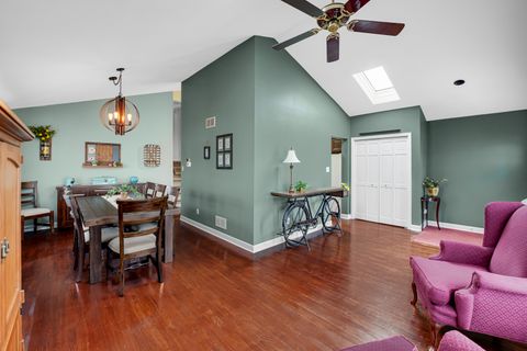 Tiny photo for 3051 183rd Street, Lansing, IL 60438 (MLS # 12620414)