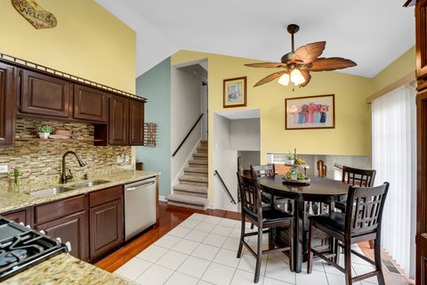 Tiny photo for 3051 183rd Street, Lansing, IL 60438 (MLS # 12620414)