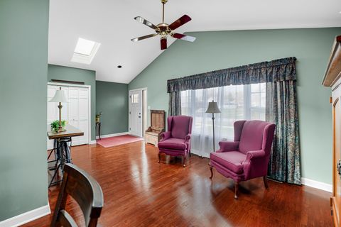 Tiny photo for 3051 183rd Street, Lansing, IL 60438 (MLS # 12620414)