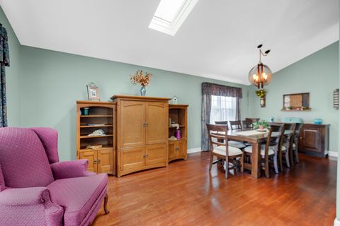 Tiny photo for 3051 183rd Street, Lansing, IL 60438 (MLS # 12620414)