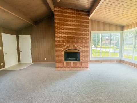 Tiny photo for 837 Wilcox Avenue, Mundelein, IL 60060 (MLS # 12457104)