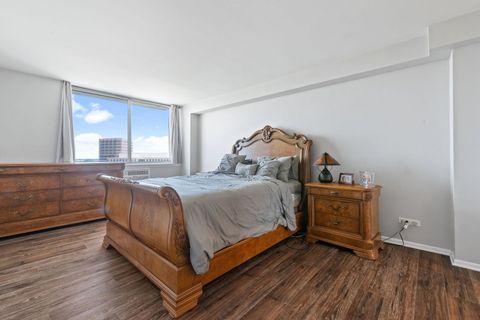 Tiny photo for 40 N Tower Road #16G, Oak Brook, IL 60523 (MLS # 12440039)