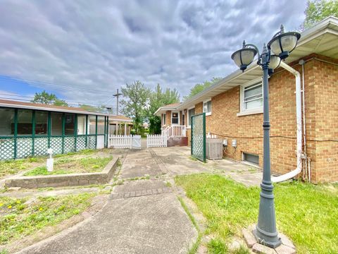 Tiny photo for 664 E 163rd Street, South Holland, IL 60473 (MLS # 12370568)