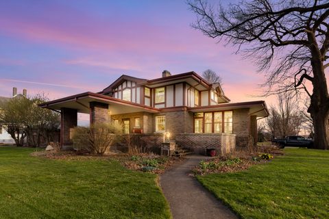 Tiny photo for 205 E Lincoln Avenue, Watseka, IL 60970 (MLS # 12608662)