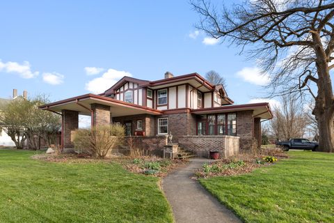 Photo of 205 E Lincoln Avenue, Watseka, IL 60970 (MLS # 12608662)