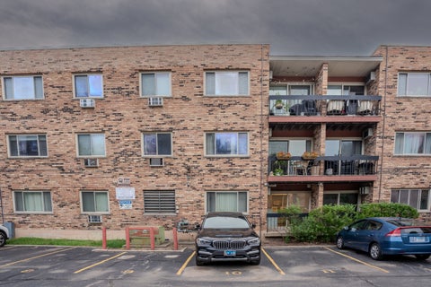 Tiny photo for 420 S HOME Avenue #109N, Oak Park, IL 60302 (MLS # 12748044)