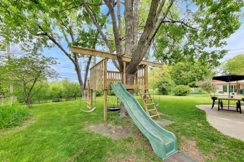 Tiny photo for 2S550 Gray Avenue, Lombard, IL 60148 (MLS # 12658856)