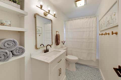 Tiny photo for 2S550 Gray Avenue, Lombard, IL 60148 (MLS # 12658856)