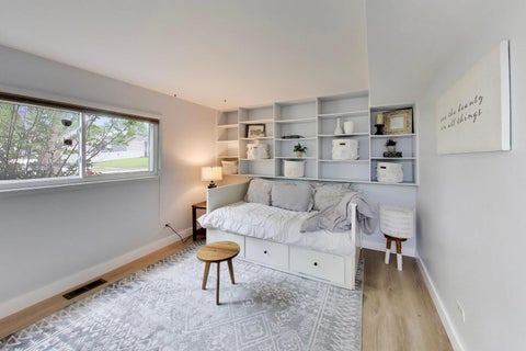 Tiny photo for 2S550 Gray Avenue, Lombard, IL 60148 (MLS # 12658856)