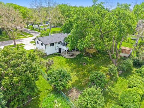 Tiny photo for 2S550 Gray Avenue, Lombard, IL 60148 (MLS # 12658856)